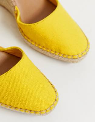 yellow leather wedges