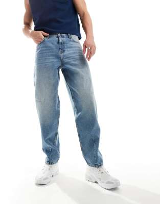 ASOS DESIGN - Jean baggy à pinces - Bleu clair délavé