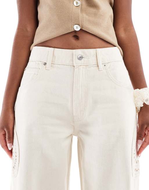ASOS DESIGN - Jean baggy à taille basse avec empiècements en maille au crochet - Écru , 4 de 5