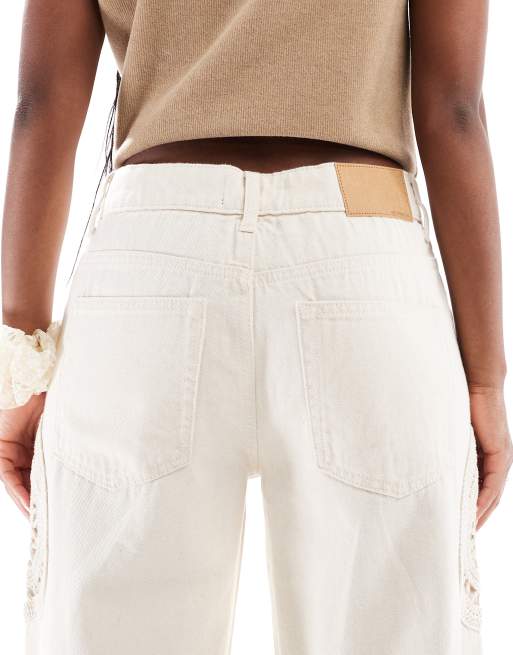 ASOS DESIGN - Jean baggy à taille basse avec empiècements en maille au crochet - Écru , 5 de 5