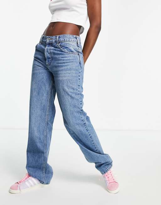 ASOS DESIGN Jean boyfriend baggy a taille basse et delavage moyen MBLUE