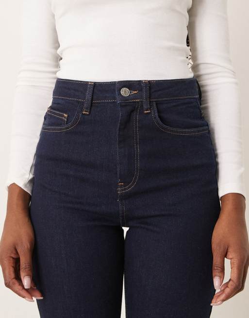 ASOS DESIGN - Jean droit stretch confortable à coutures torsadées - Bleu foncé, 4 de 5
