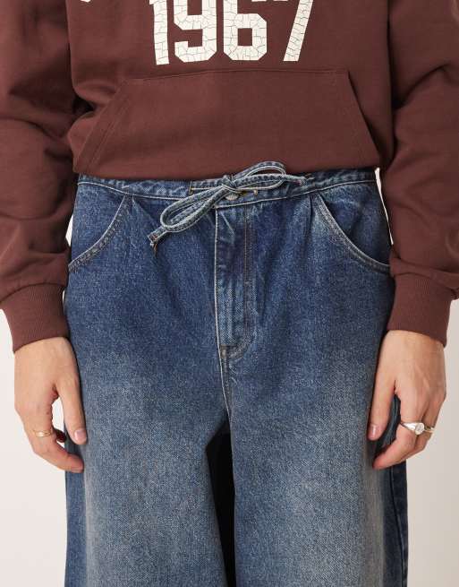 ASOS DESIGN - Jean ultra baggy avec ceinture de taille fine - Bleu moyen délavé, 5 de 5