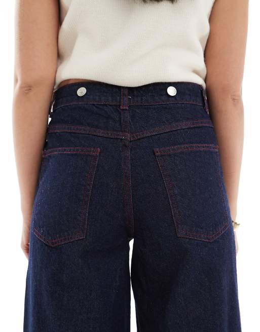 ASOS DESIGN - Jeans a fondo ampio lavaggio rinse wash con cuciture rosse, 4 di 5