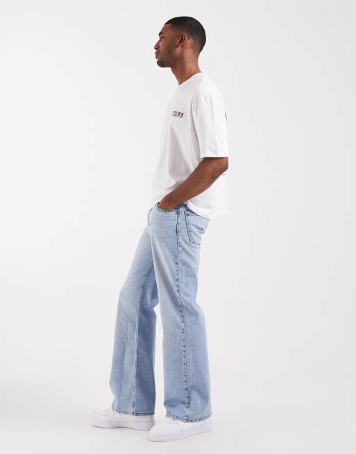 ASOS DESIGN - Jeans a zampa a fondo ampio blu lavaggio medio, 5 di 5