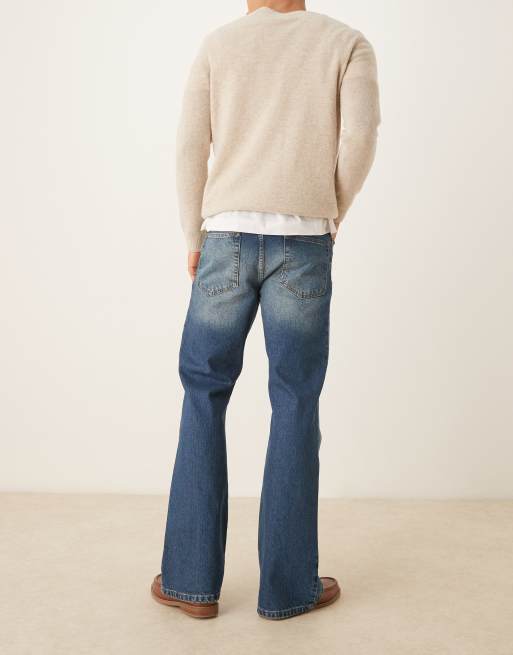 ASOS DESIGN - Jeans a zampa ampi lavaggio blu medio con tinta, 2 di 5