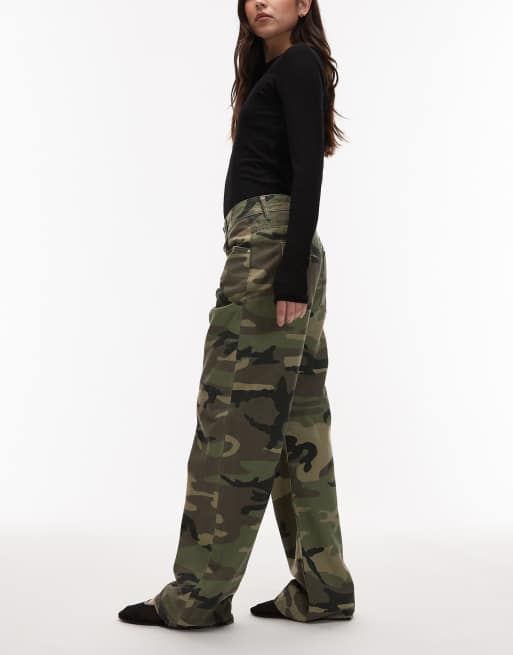 ASOS DESIGN - Jeans ampi a vita bassa con stampa mimetica, 3 di 5