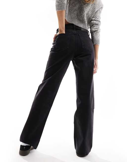 ASOS DESIGN – Jeans aus Comfort Stretch in verwaschenem Schwarz mit geradem Schnitt, 3 von 5