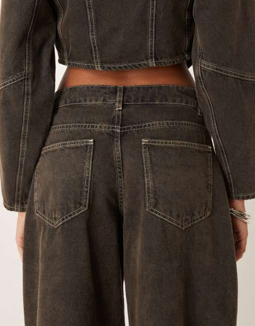 ASOS DESIGN - Jeans bombati a vita bassa marroni in coordinato, 4 di 5