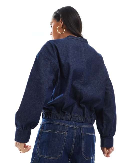 ASOS DESIGN – Jeans-Bomberjacke in Indigoblau mit Oversize-Schnitt, 4 von 4