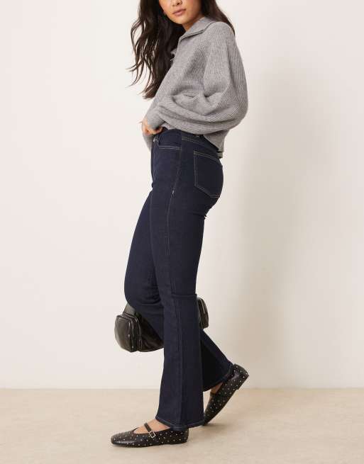 ASOS DESIGN - Jeans bootcut a zampa grigi confortevoli elasticizzati a vita medio alta, 3 di 5