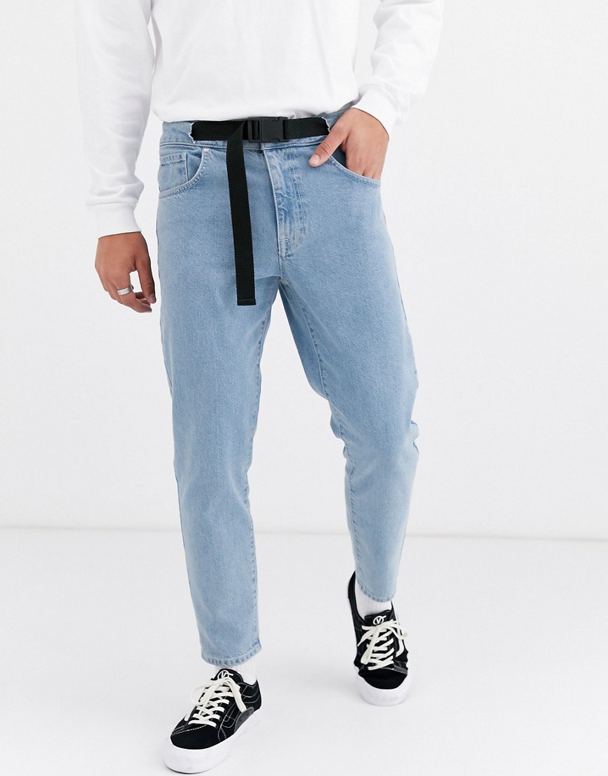 ASOS DESIGN - Jeans classici rigidi lavaggio stone wash azzurro con cintura tecnica-Blu
