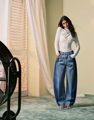 ASOS DESIGN - Jeans in farblich abgestimmter Waschung mit Oversize-Passform und weitem, abgerundetem Bein-Blau