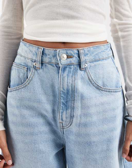 ASOS DESIGN – Jeans in heller Waschung mit weitem, abgerundetem Bein und hohem Bund, 5 von 5