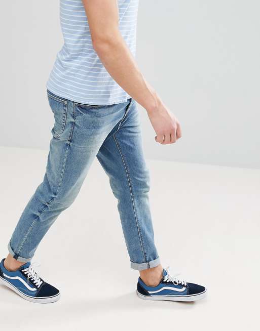 ASOS DESIGN – Jeans in Karottenform in mittlerer Waschung, 2 von 4