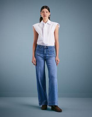 ASOS DESIGN - Jeans in Mittelblau mit hohem Bund, weitem Schnitt und Vordertaschen