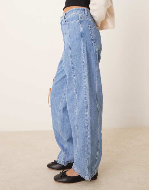 ASOS DESIGN – Jeans in Mittelblau mit Ziernaht und abgerundetem Beinschnitt, 3 von 5