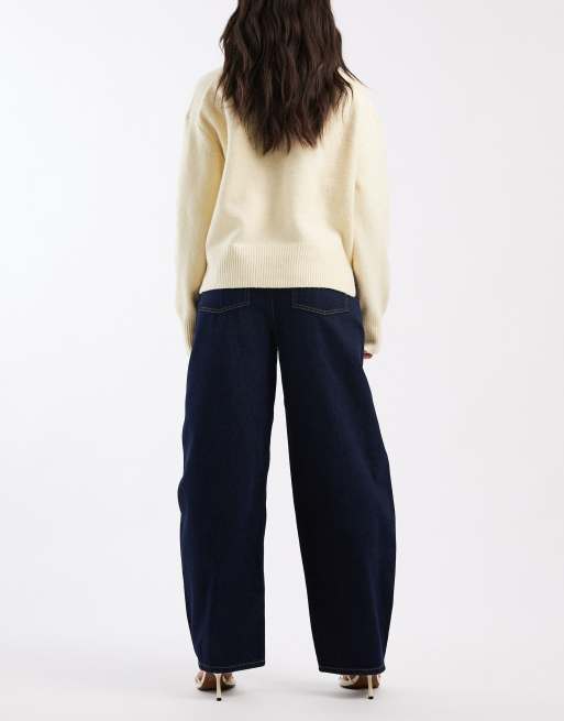 ASOS DESIGN – Jeans in Rinse-Waschung mit hohem Bund und weitem, abgerundetem Bein, 3 von 5