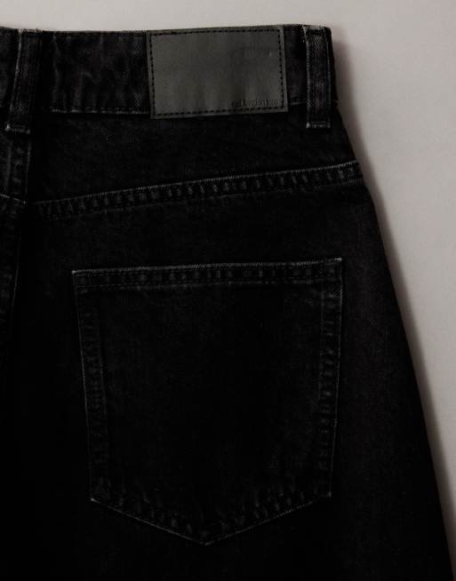 ASOS DESIGN – Jeans in Schwarz mit weitem, abgerundetem Bein und hohem Bund, 6 von 7