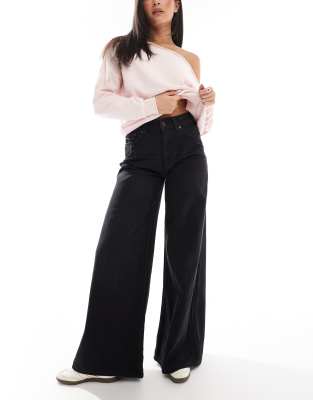 ASOS DESIGN - Jeans in Schwarz mit weitem Bein