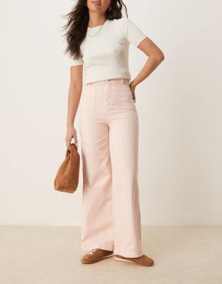 ASOS DESIGN - Jeans in verwaschenem Rosa mit aufgesetzter Tasche