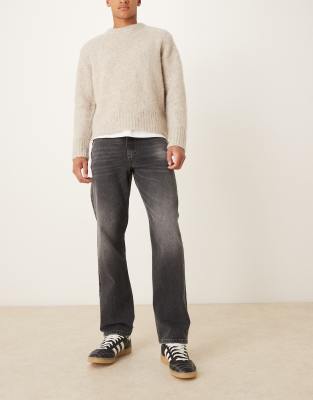 Jeans in verwaschenem Schwarz mit geradem Schnitt Schwarz 49 Short