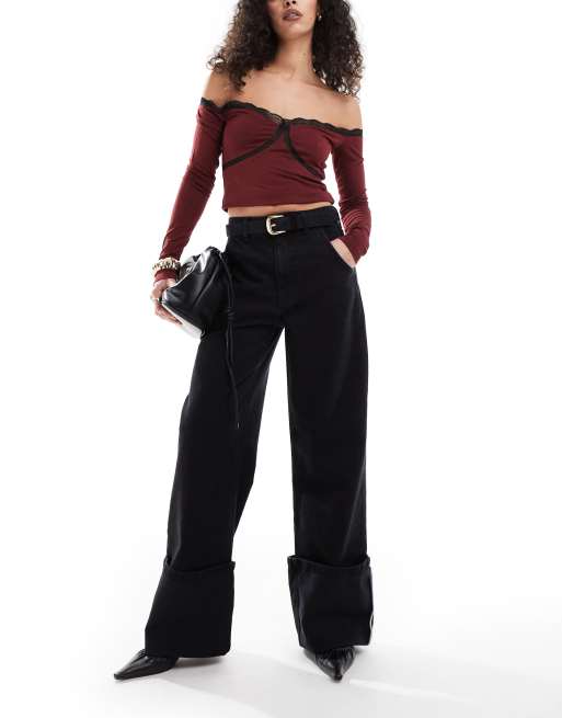 ASOS DESIGN – Jeans in verwaschenem Schwarz mit weitem Bein und hohem Umschlag
