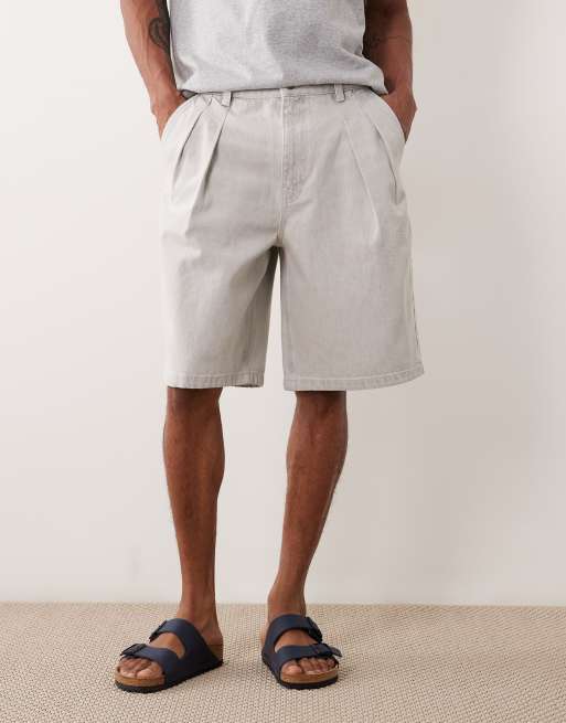 ASOS DESIGN – Jeans-Jorts in Hellgrau mit doppelten Bundfalten, 2 von 5