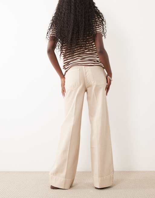 ASOS DESIGN jeans med brede ben og pressefold foran i mocha, 2 af 5