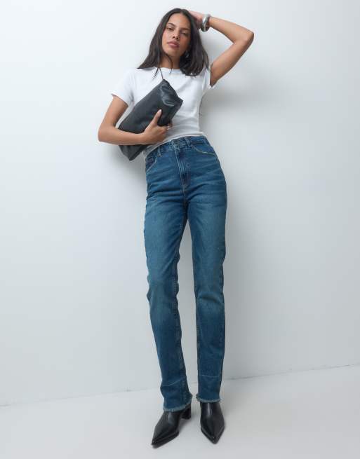 ASOS DESIGN jeans med hög midja, pinch i vintagetvätt med råa kanter, 1 av 5