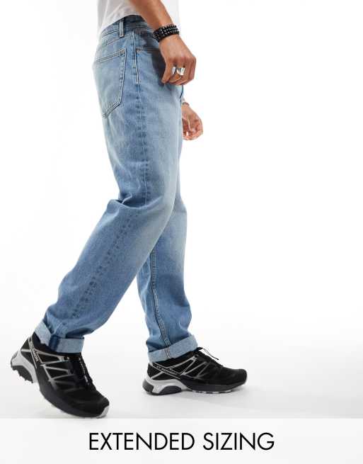 ASOS DESIGN - Jeans met rechte pijpen in lichtblauw