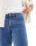 Thumbnail 2 van 5