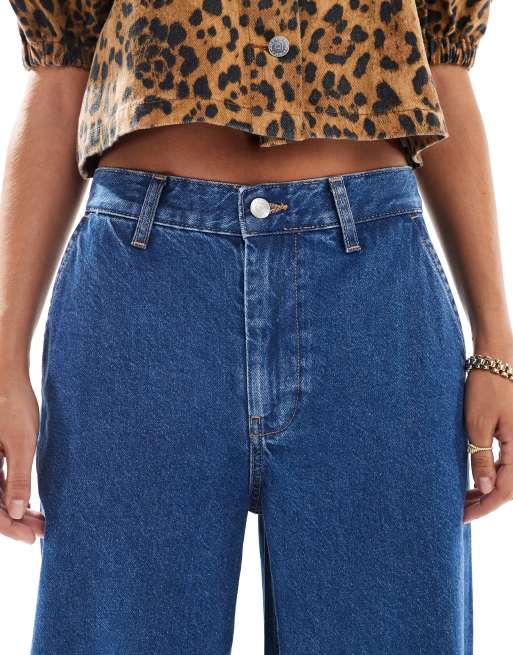 ASOS DESIGN - Jeans met wijde pijpen en hoge taille in middenblauw, 5 van 5