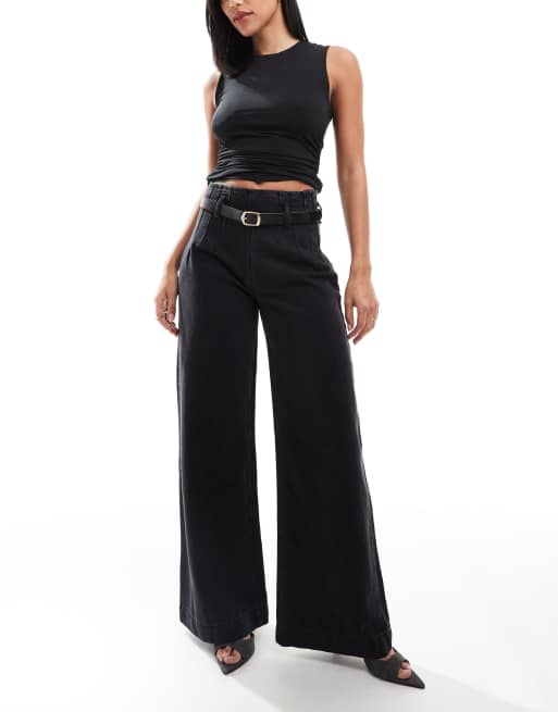 ASOS DESIGN - Jeans met wijde pijpen en riem in zwart