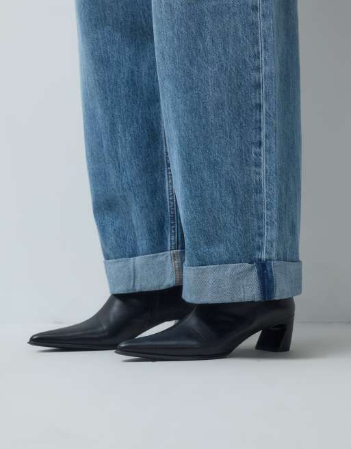 ASOS DESIGN Jeans mit Taschendetail im 80er-Jahre-Stil in hellblau, 3 von 5