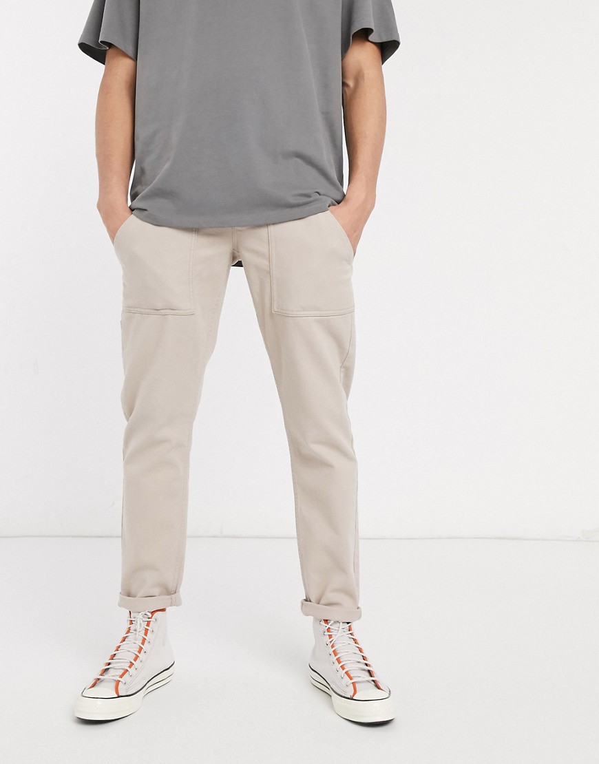 ASOS DESIGN - Jeans rigidi slim con tasche grigio pietra