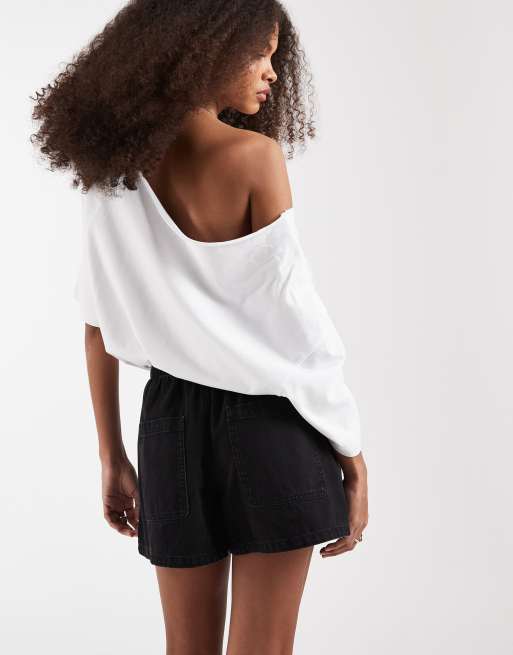 ASOS DESIGN – Jeans-Shorts zum Hineinschlüpfen in Schwarz, 5 von 5