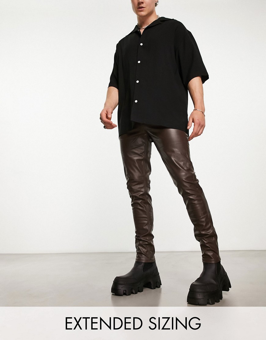 Asos Design - Jeans Skinny In Pelle Sintetica Marrone