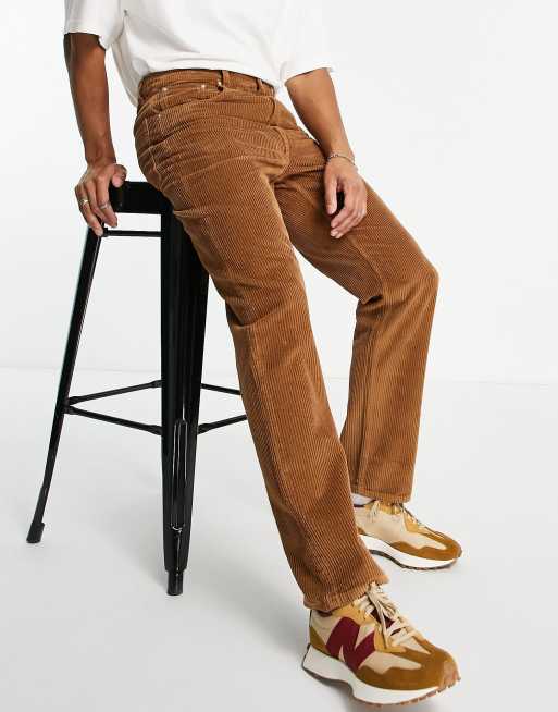 ASOS DESIGN - Jeans van corduroy met rechte pijpen in bruin