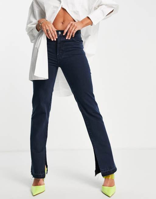 ASOS DESIGN - Jeans van katoenmix in jaren 90-stijl met rechte pijpen en zijsplit in marineblauw - NAVY