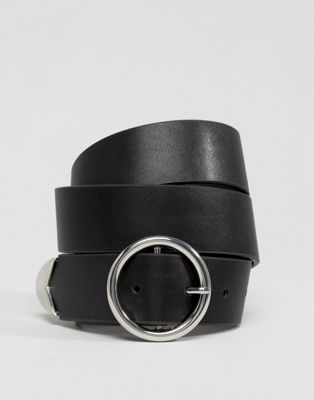 ASOS DESIGN – Jeansgürtel in Schwarz mit spitzen Enden und runder Schnalle