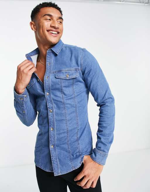 ASOS DESIGN – Jeanshemd mit engem Schnitt in hellblauer Waschung