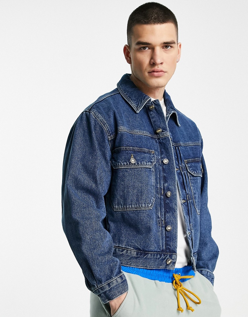 asos design -  – Jeansjacke im Stil der 90er in verwaschenem Mittelblau