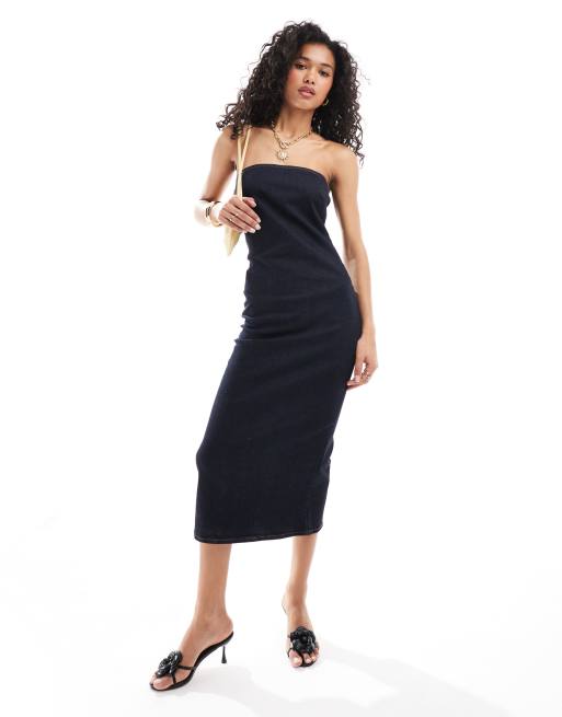 ASOS DESIGN – Jeansowa sukienka w kolorze indygo z dekoltem bandeau