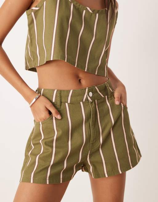ASOS DESIGN – Jeansowe trapezowe szorty w paski, część zestawu, 4 z 5