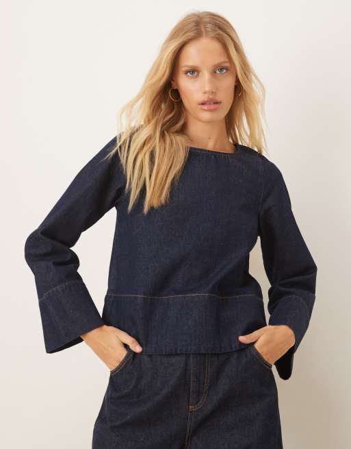 ASOS DESIGN – Jeansowy top z szerokim wykończeniem na dole i rozkloszowanymi rękawami, w kolorze indygo