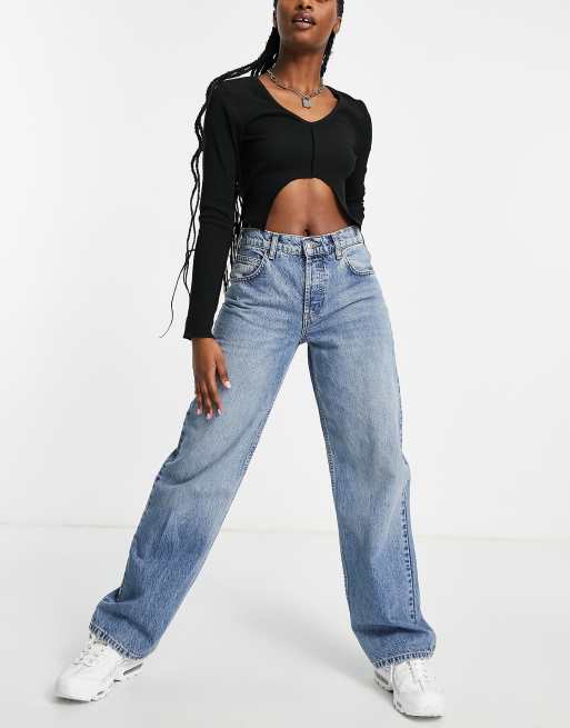 ASOS DESIGN – Jeansy o fasonie boyfriend z obniżonym stanem, o bardzo szerokim kroju w przybrudzonym niebieskim kolorze – MBLUE