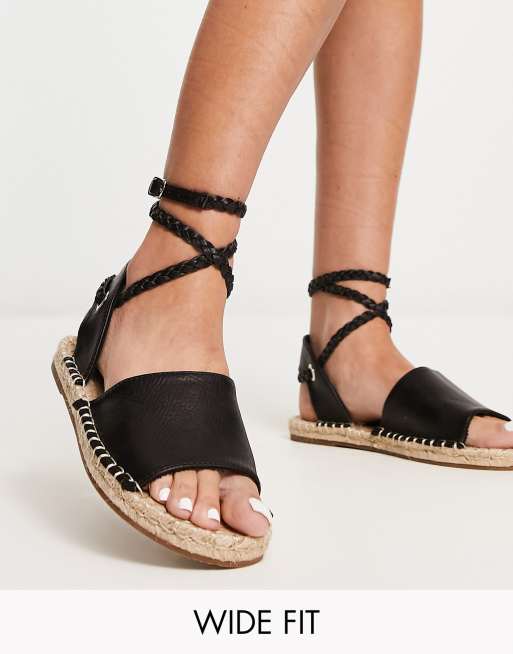 hoe te gebruiken influenza kapsel ASOS DESIGN - Jelly - Espadrille-sandalen met touwtjes en brede pasvorm in  zwart | ASOS