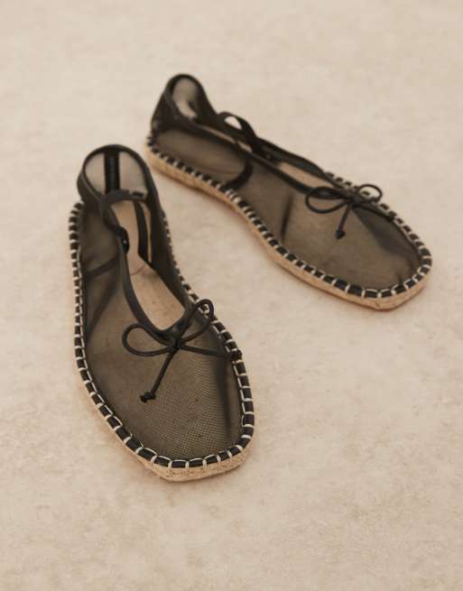 ASOS DESIGN - Jennie - Espadrille ballerina's in zwart mesh, 4 van 4