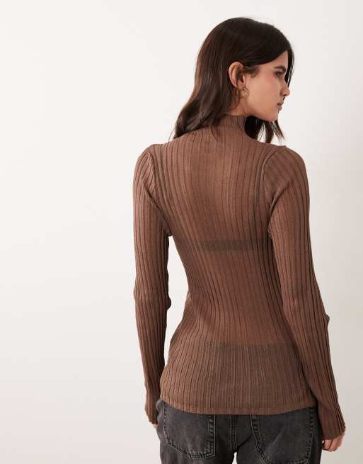 ASOS DESIGN - jersey calado plisado de manga larga con cuello alzado en marrón, 4 de 4
